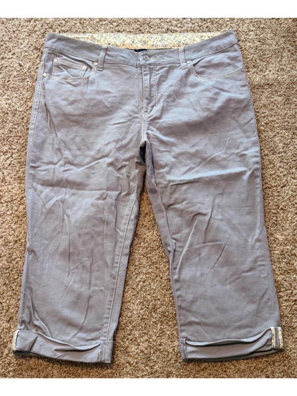 Faded Glory Womens Grey Cropped Pants Size 18 Floral Lining Cotton Blend Stretch